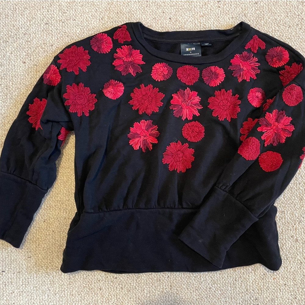 Maeve sweatshirt with Red Floral Embroidery